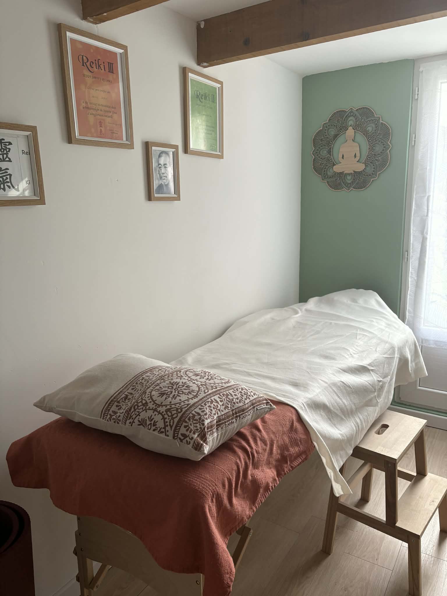 Espace de détente pour séances d'harmonisation énergétique – vue 2
